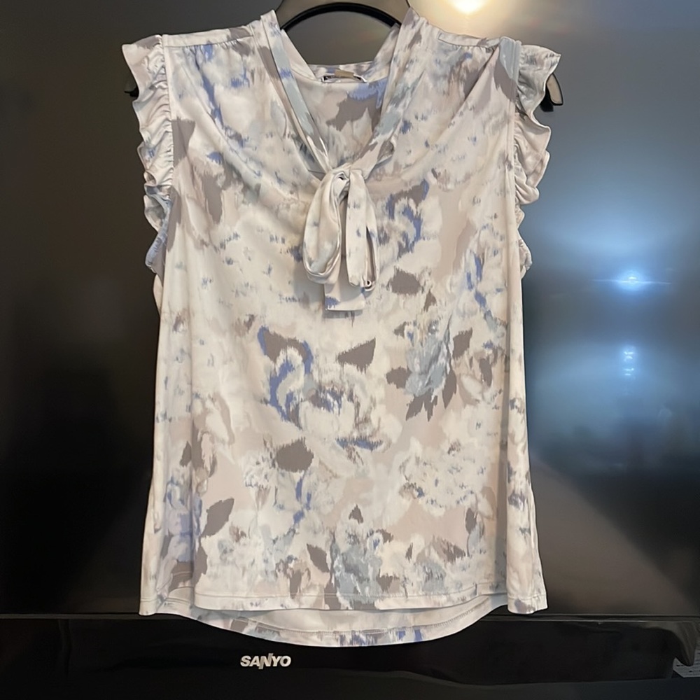 🌼Tank Top🌼 - Picture 3 of 7
